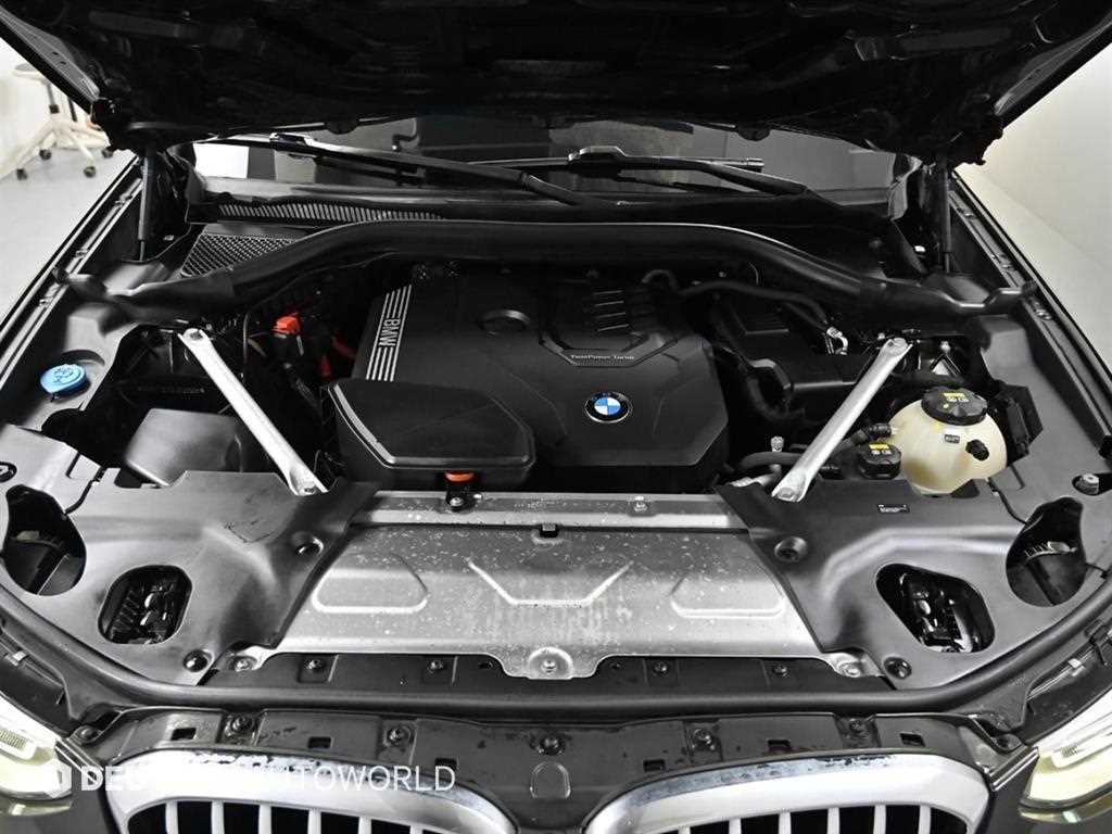 BMW X4 — photo 05