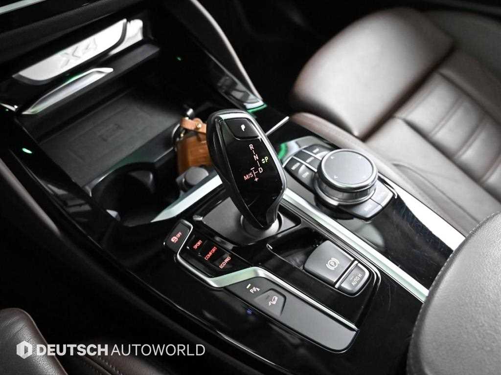 BMW X4 — photo 08