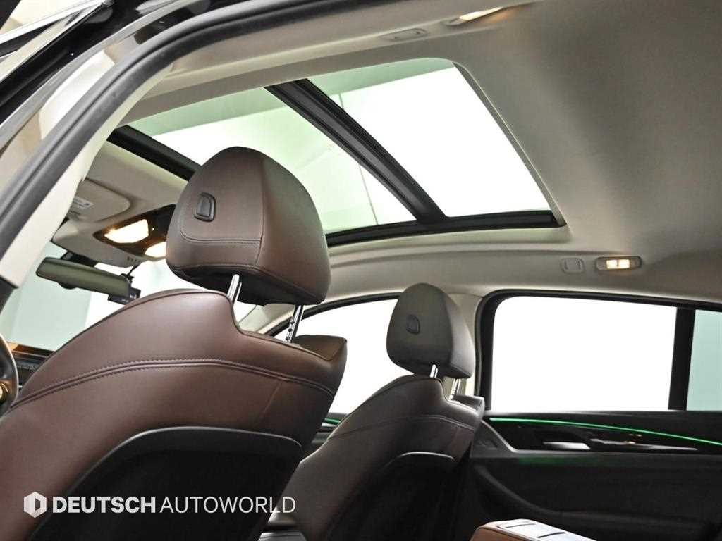 BMW X4 — photo 18