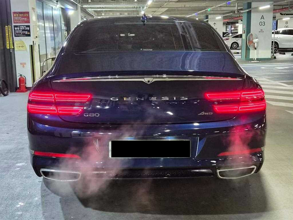 Genesis G80 — photo 05