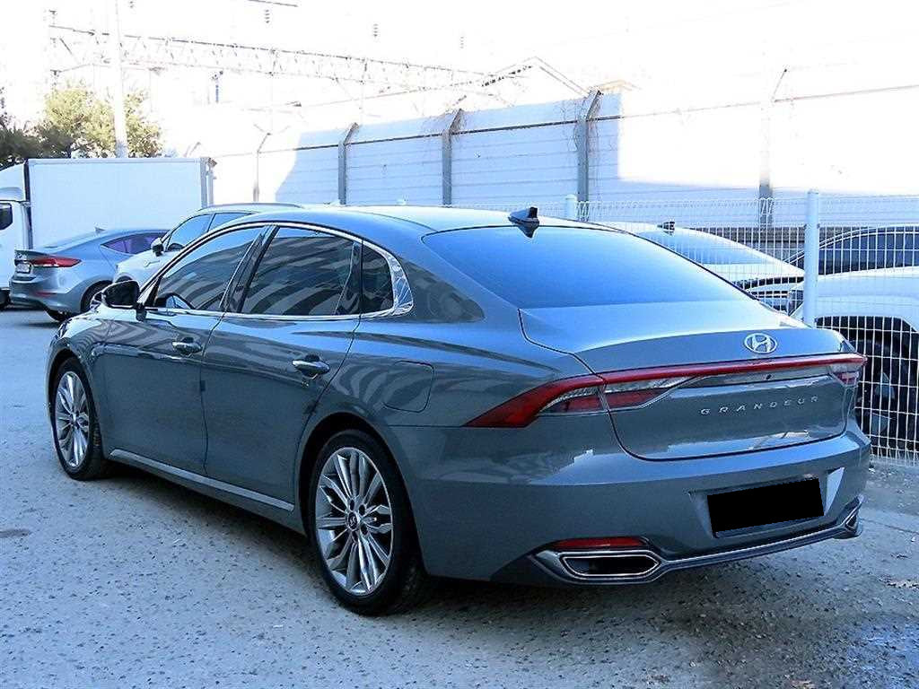 Hyundai Grandeur — photo 03