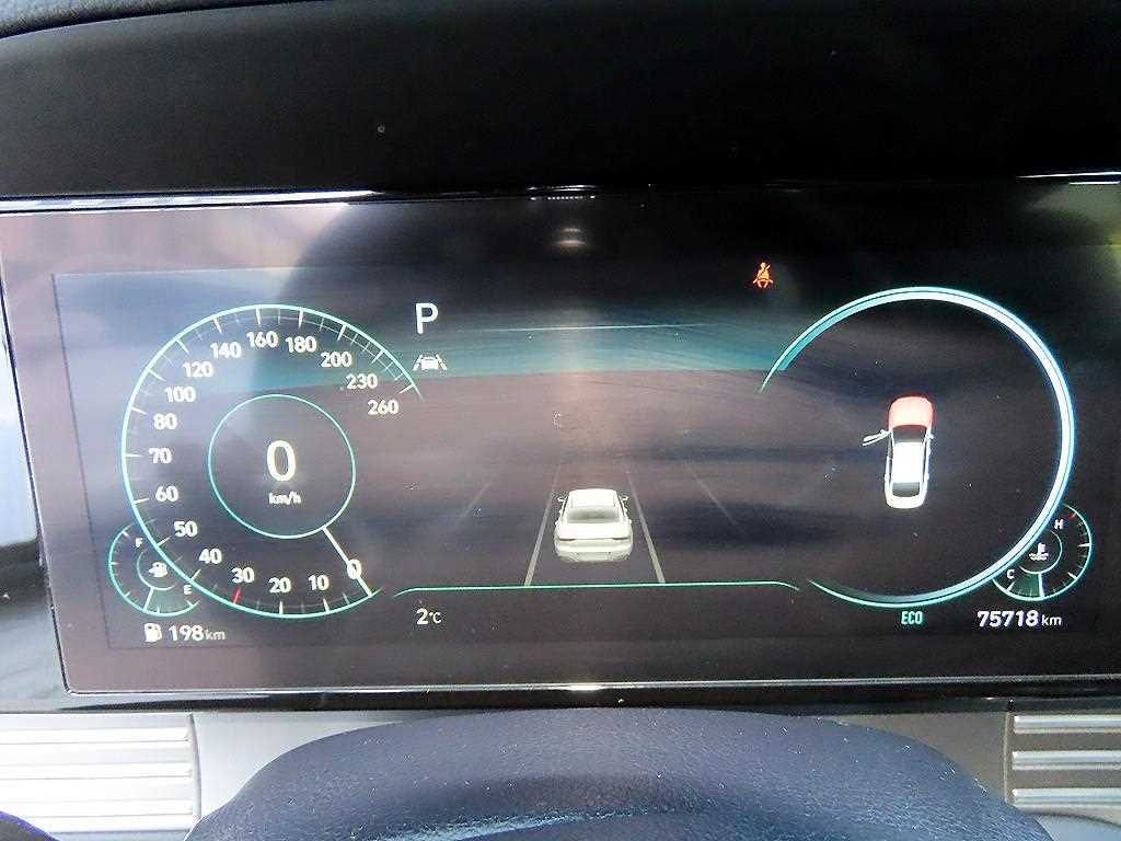 Hyundai Grandeur — photo 09