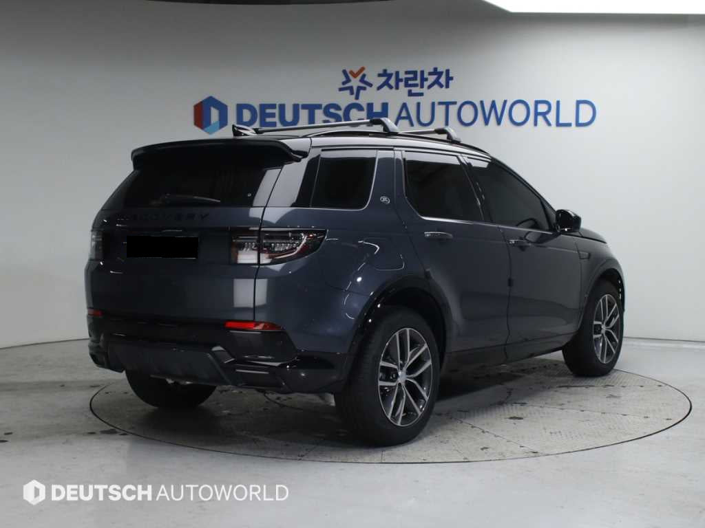 Land Rover Discovery Sport — photo 02