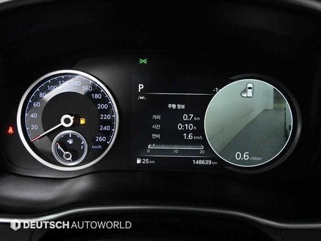 Genesis GV80 — photo 08