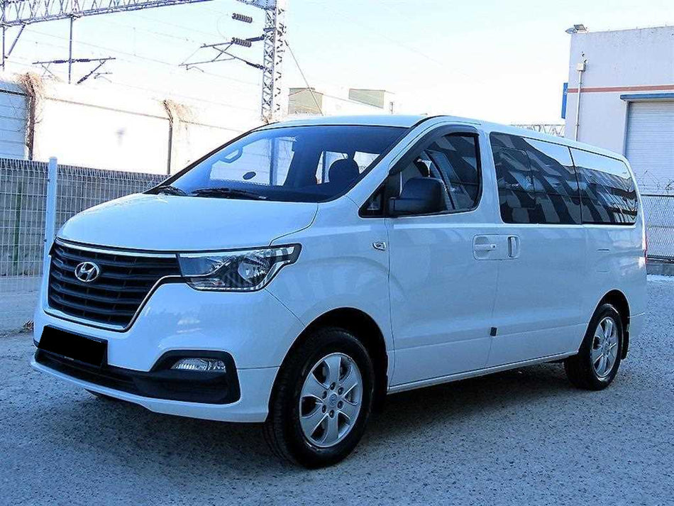 Hyundai Starex — photo 02
