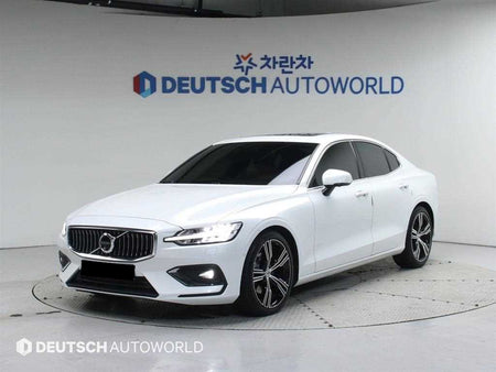 Volvo S60 — photo 01