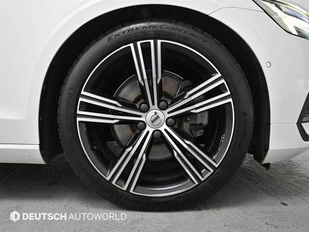 Volvo S60 — photo 05