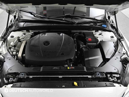 Volvo S60 — photo 06