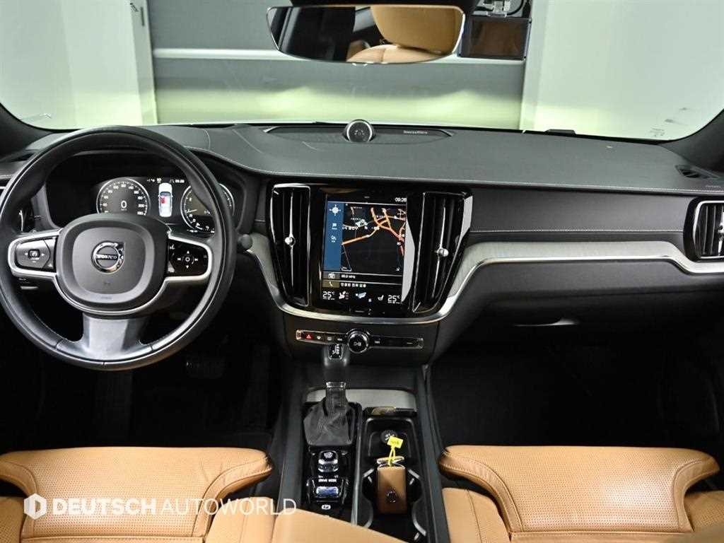 Volvo S60 — photo 07
