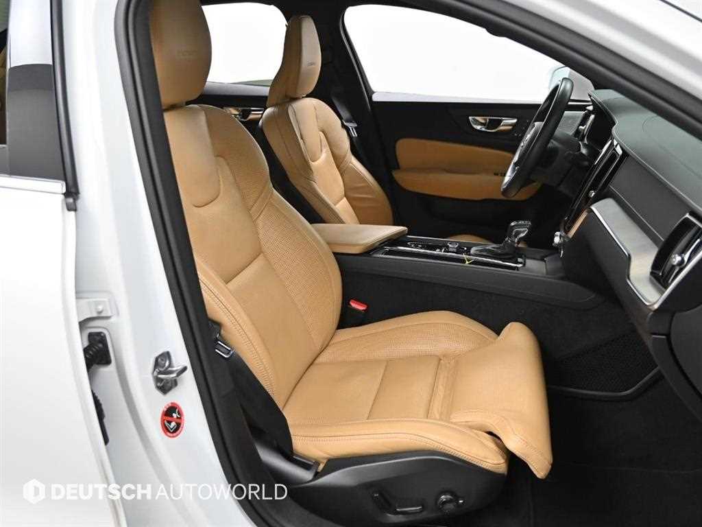 Volvo S60 — photo 10