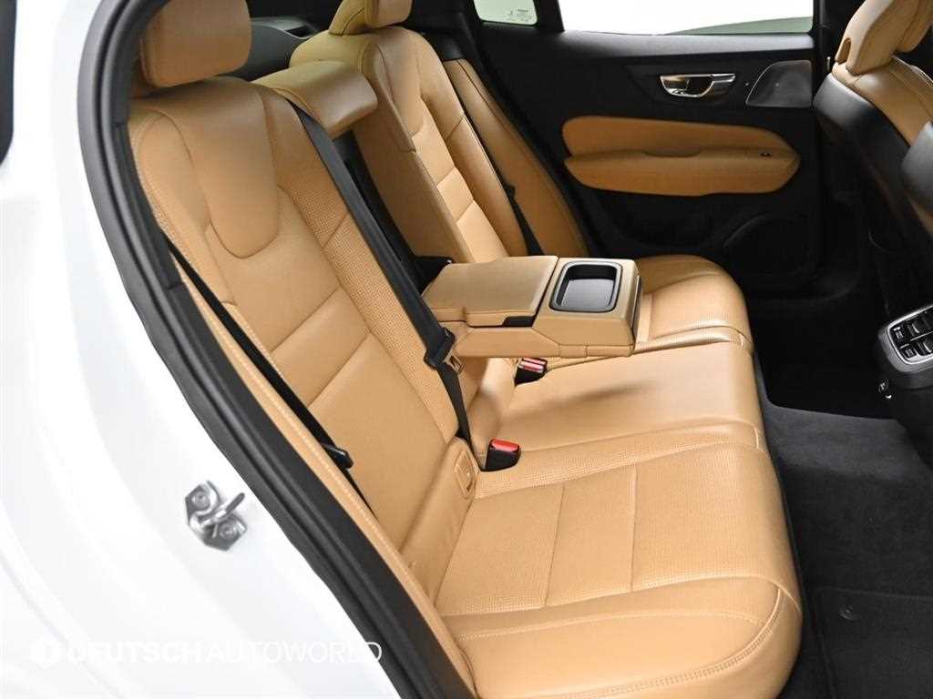 Volvo S60 — photo 12