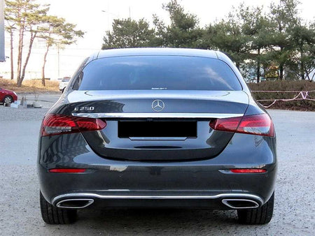 Mercedes-Benz E-Class — photo 04