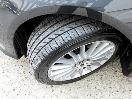 Mercedes-Benz E-Class — photo 20