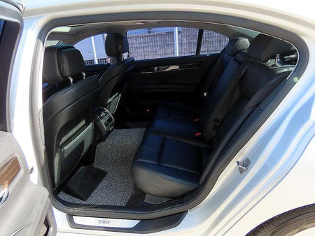 BMW 7-Series — photo 06
