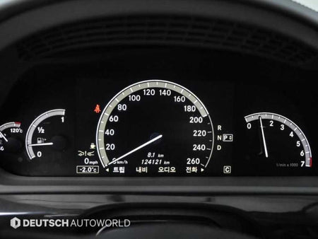 Mercedes-Benz S-Class — photo 08