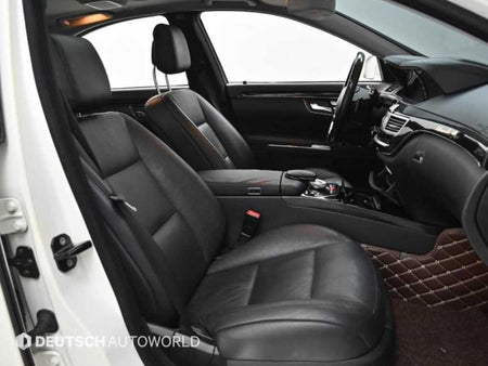 Mercedes-Benz S-Class — photo 10