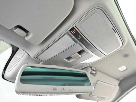 Mercedes-Benz S-Class — photo 18