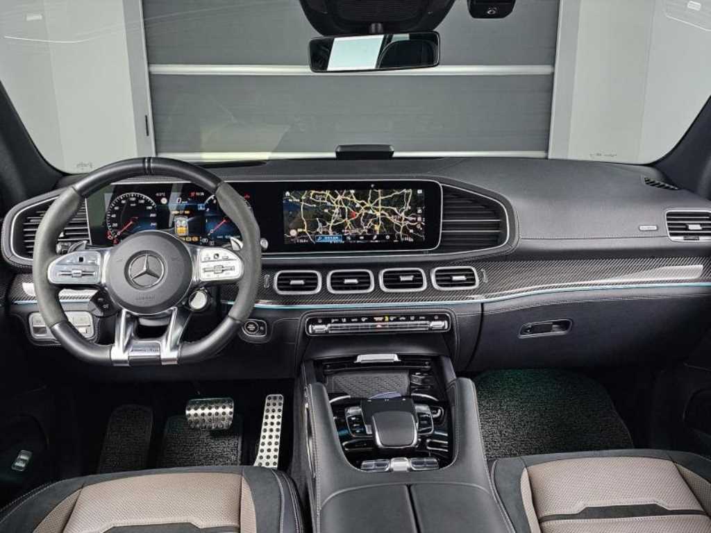Mercedes-Benz GLE-Class — photo 12