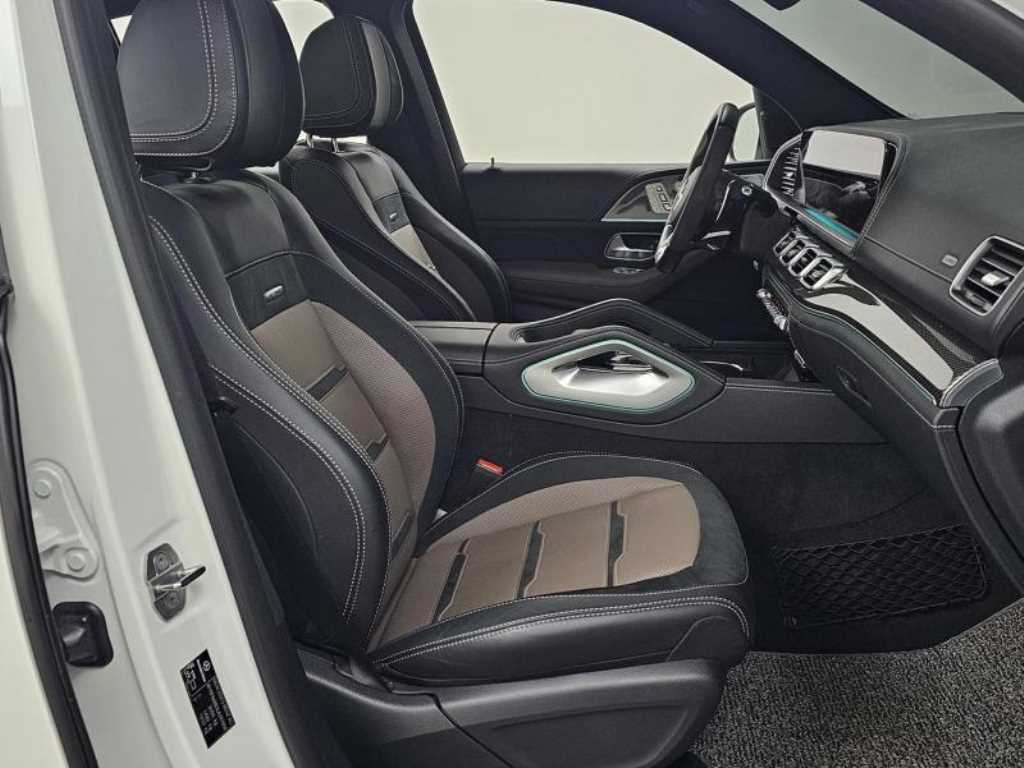 Mercedes-Benz GLE-Class — photo 14