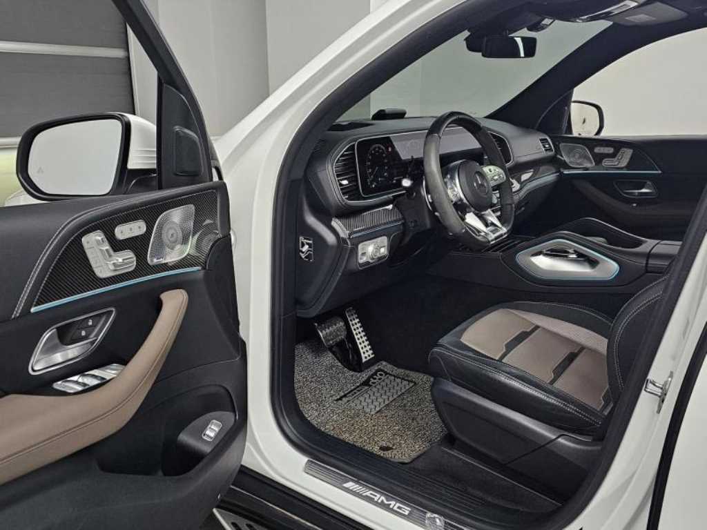Mercedes-Benz GLE-Class — photo 15
