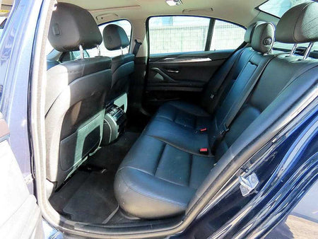 BMW 5-Series — photo 06