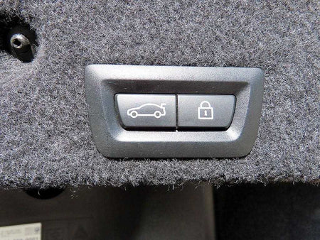 BMW 5-Series — photo 16