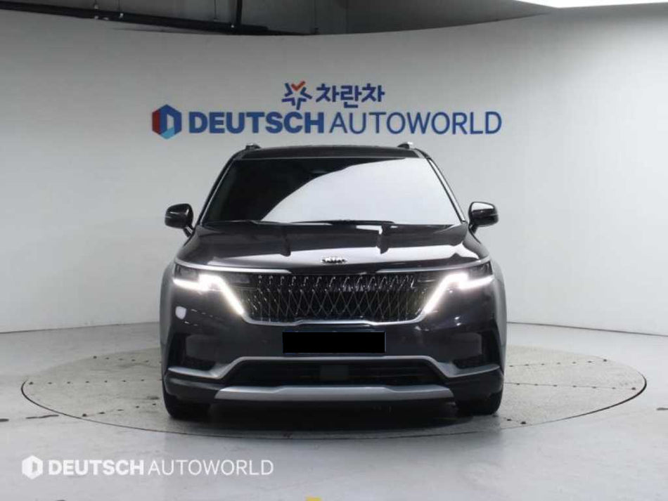 Kia Carnival — photo 02