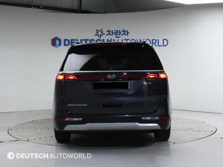 Kia Carnival — photo 04