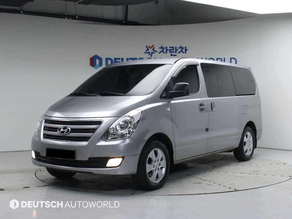 Hyundai Starex — photo 01