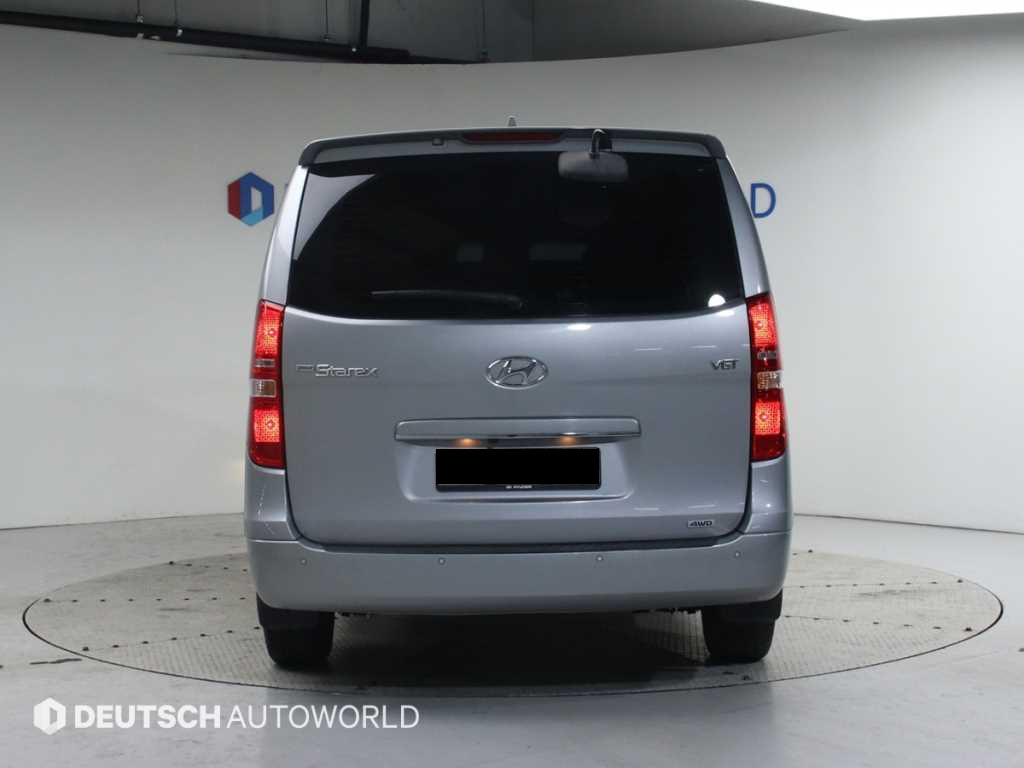 Hyundai Starex — photo 04