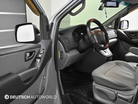 Hyundai Starex — photo 11