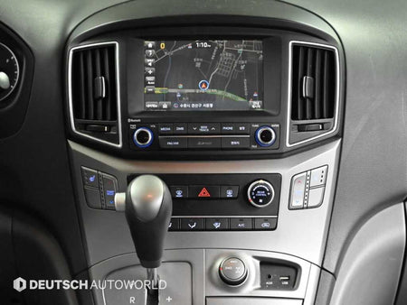 Hyundai Starex — photo 14
