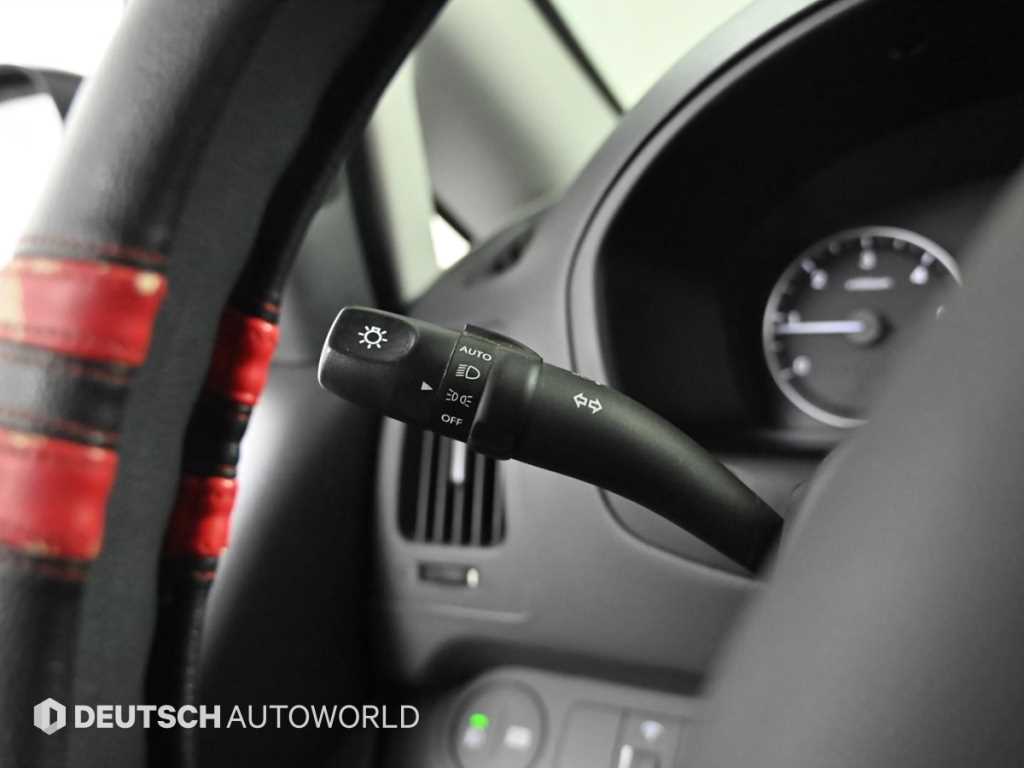 Hyundai Starex — photo 18