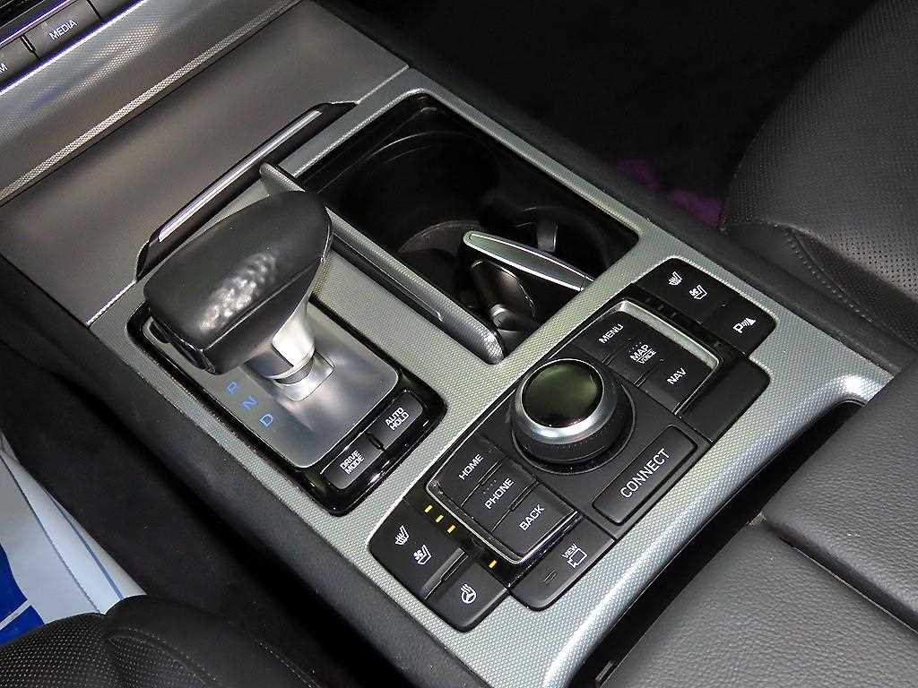 Genesis G80 — photo 12