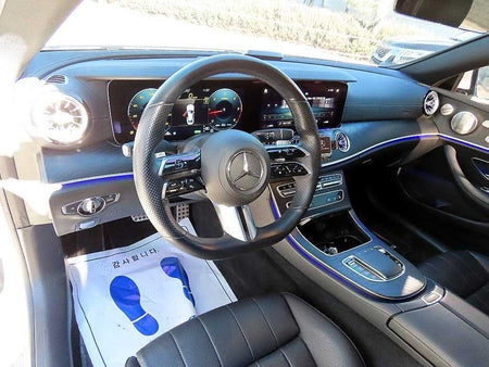 Mercedes-Benz E-Class — photo 07