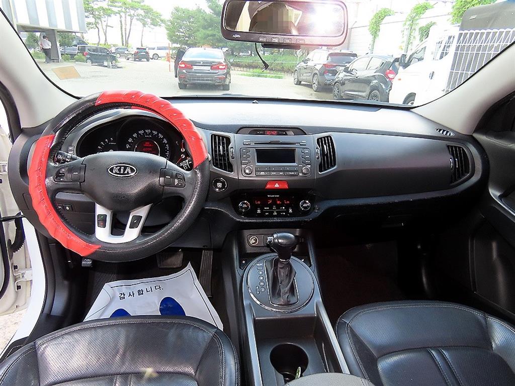 Kia Sportage — photo 07