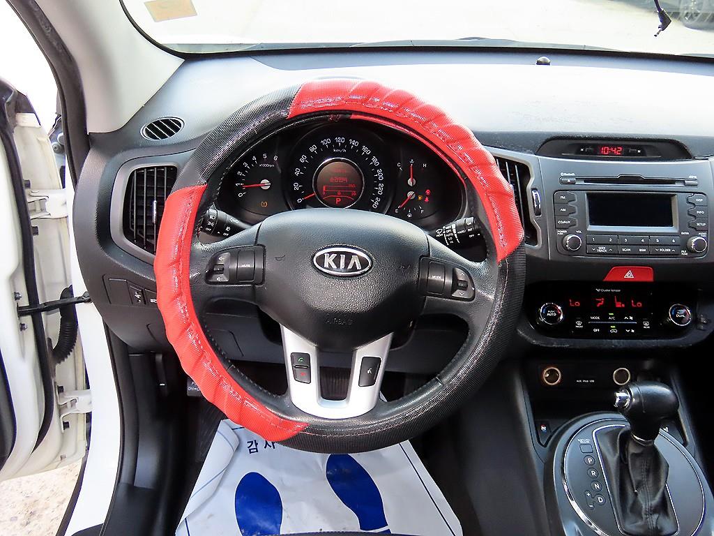 Kia Sportage — photo 08