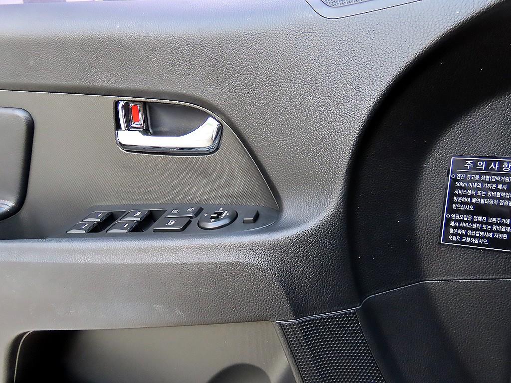Kia Sportage — photo 11