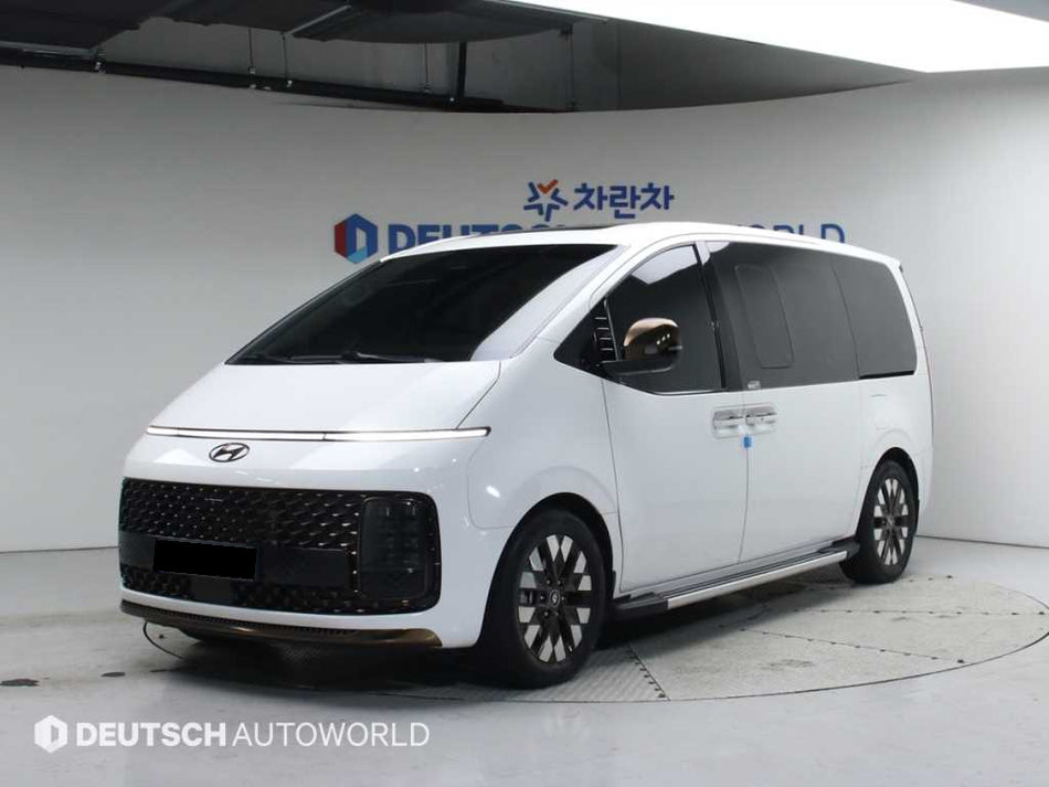 Hyundai Staria — photo 01