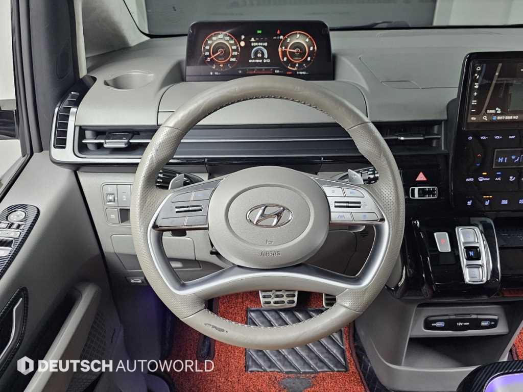 Hyundai Staria — photo 13