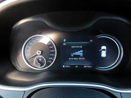 Genesis GV80 — photo 09