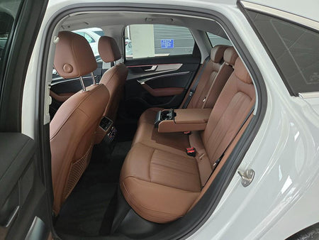 Audi A6 — photo 06