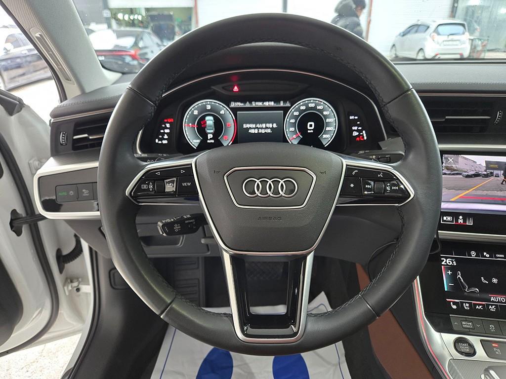 Audi A6 — photo 07