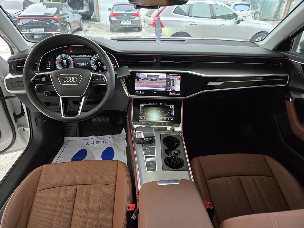 Audi A6 — photo 09