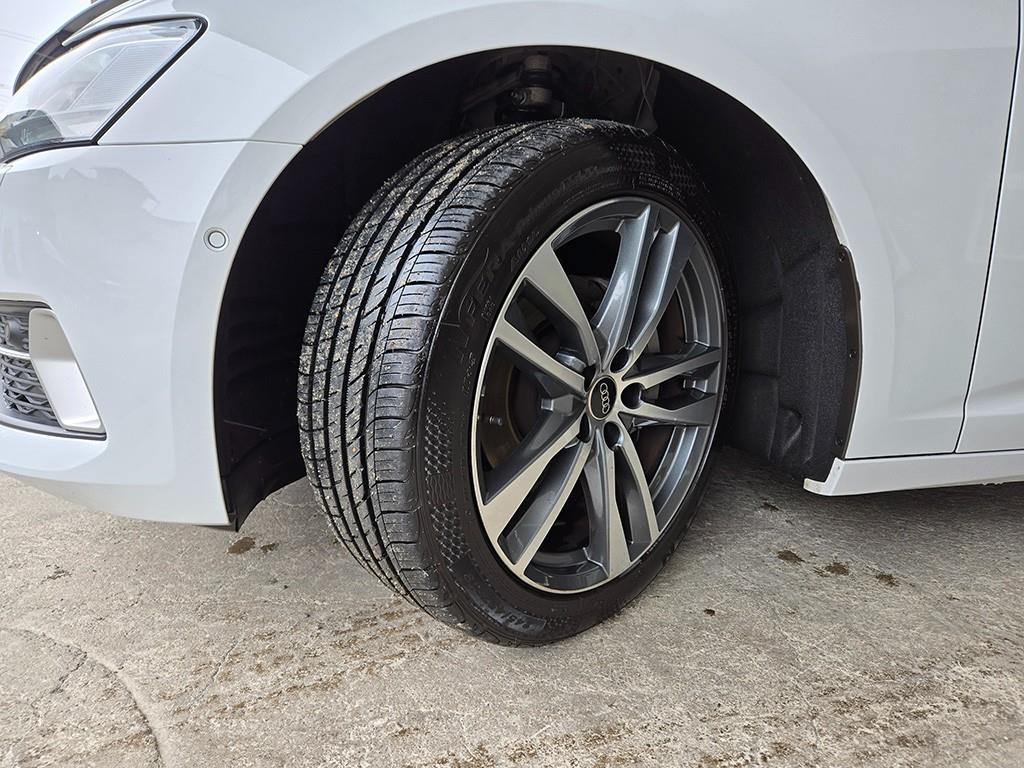 Audi A6 — photo 20