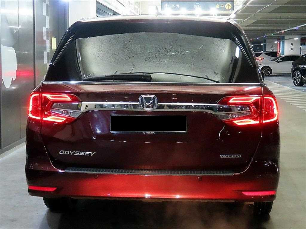 Honda Odyssey — photo 05