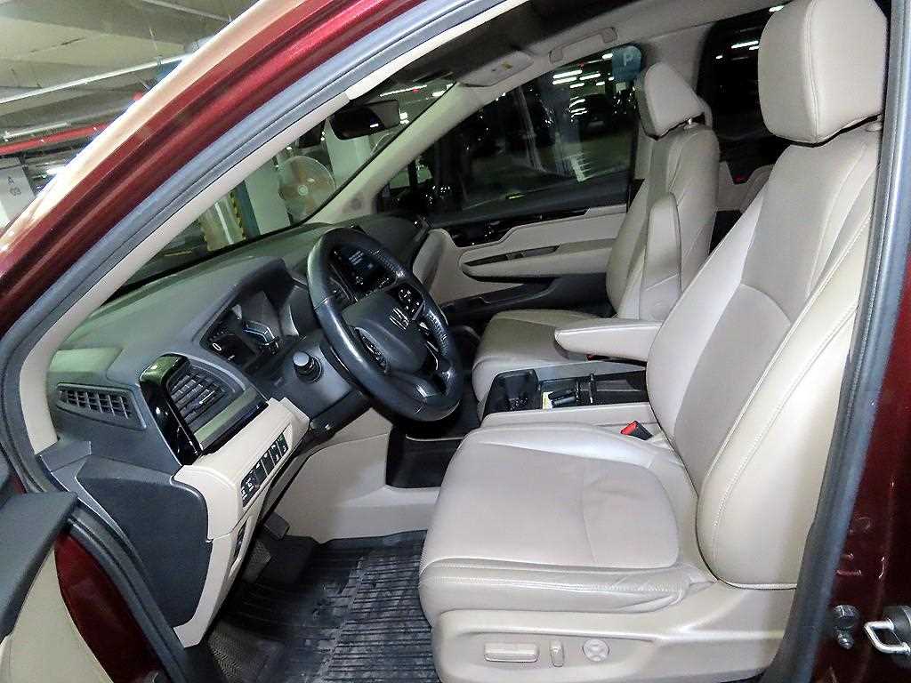 Honda Odyssey — photo 06