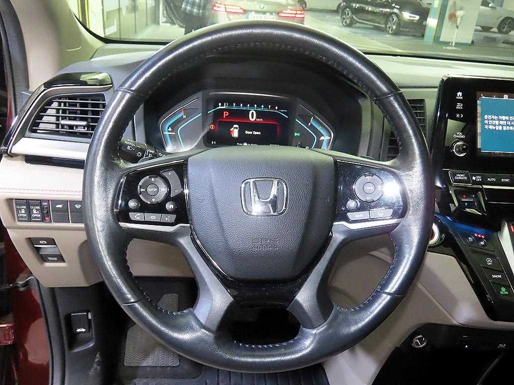 Honda Odyssey — photo 08