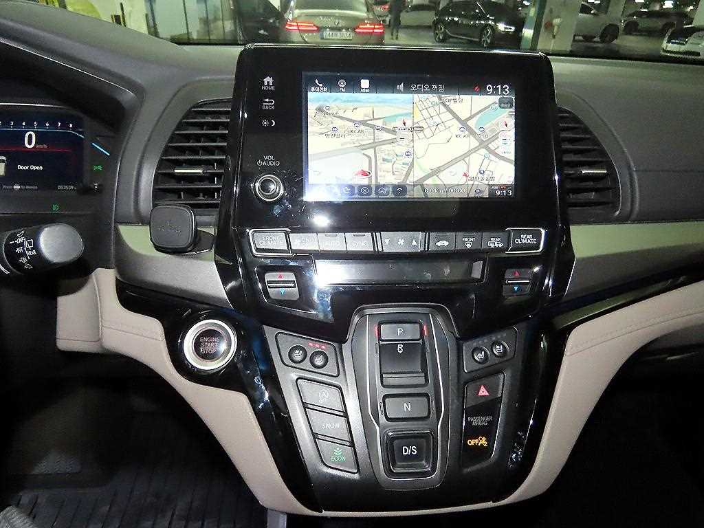 Honda Odyssey — photo 11
