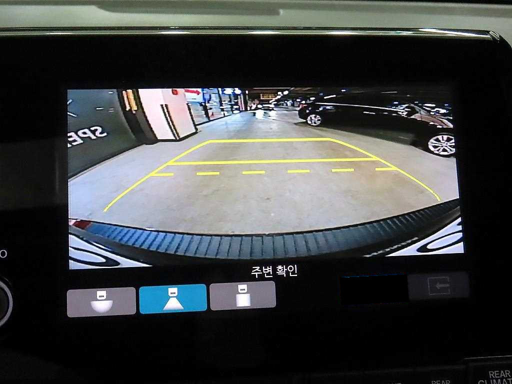 Honda Odyssey — photo 14